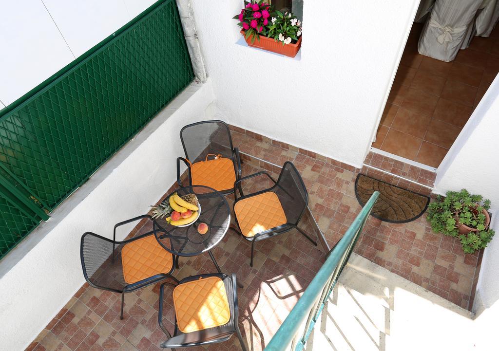 Luxury Lidija Rooms Split Exterior photo
