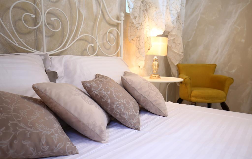 Luxury Lidija Rooms Split Exterior photo